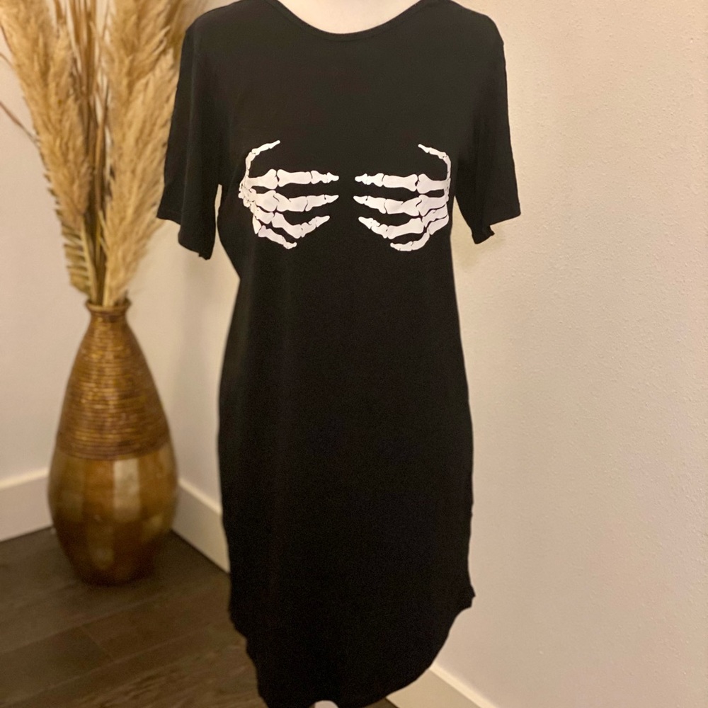 Skeleton hands grab boob t shirt dress